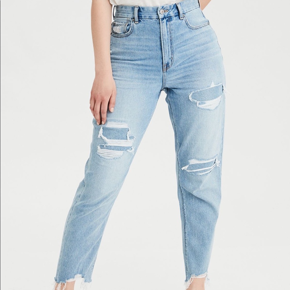 American Eagle CURVY Mom Jean